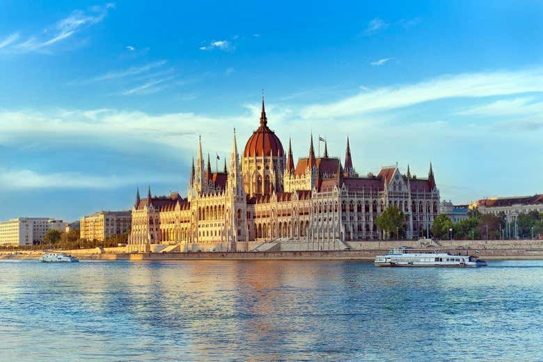 Il Parlamento di Budapest, un'icona della città
