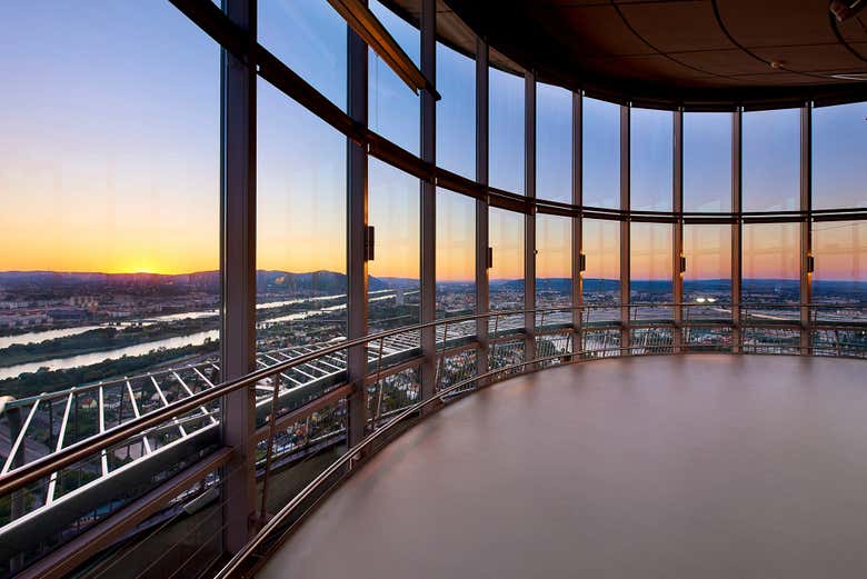 Il tramonto dalla Donauturm
